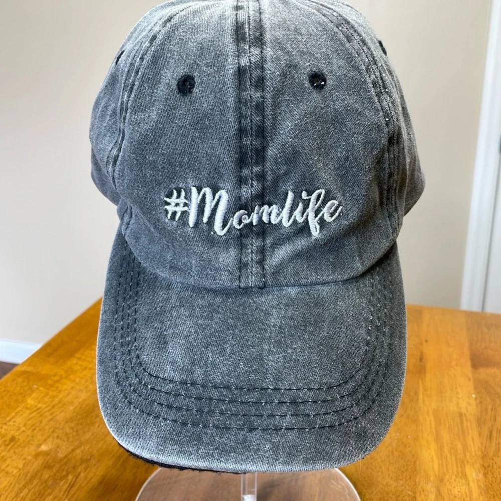 Mom Life hat - Picture 1 of 6